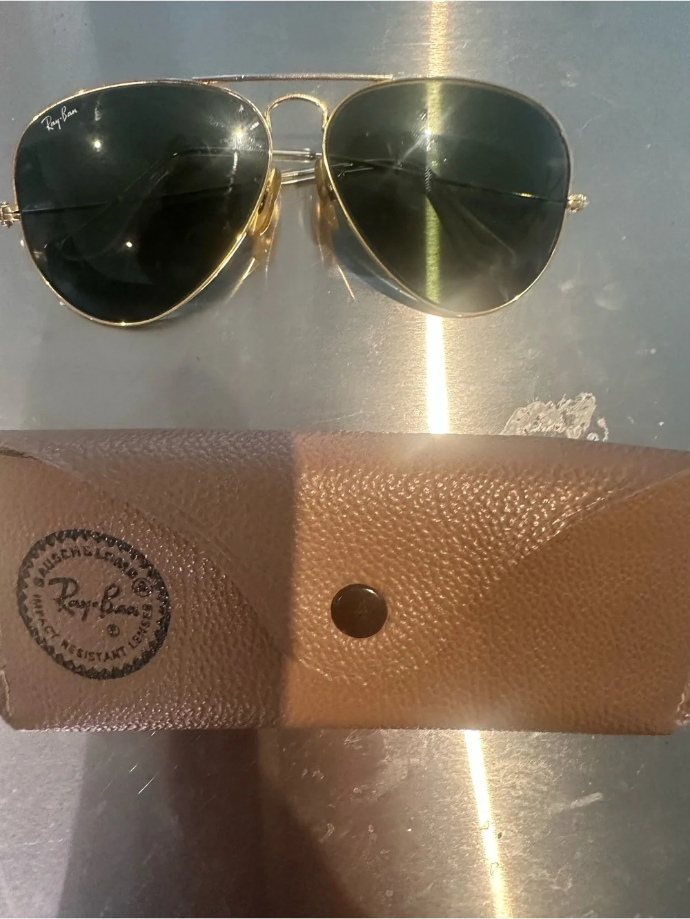 Vintage Bausch & Lomb Ray-Ban Aviator Sunglasses Gold Green BL Lenses w/ Case